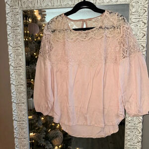 Sundance • Floral Lace Boho Top